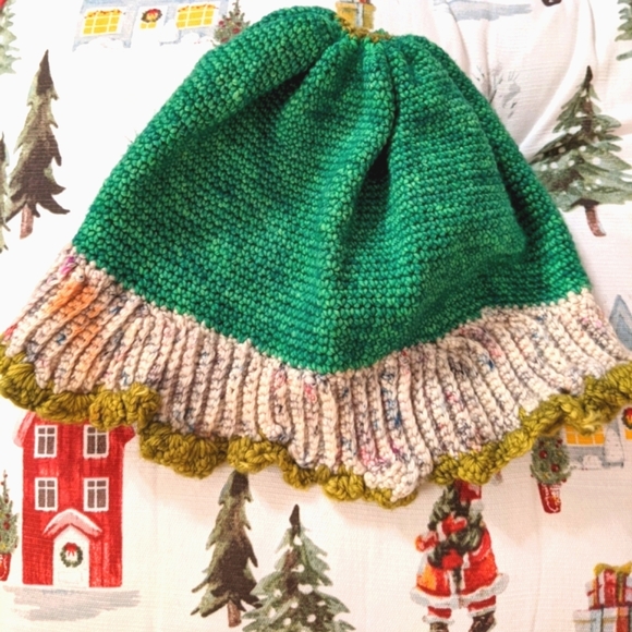 Handcrafted crochet soft beanie hat washable wool - Picture 10 of 15